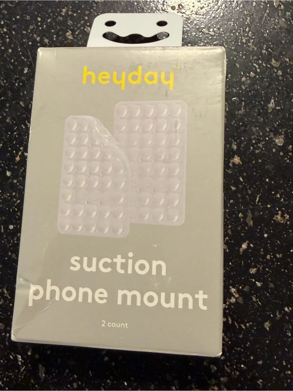 heyday 3ft USB-C to Lightning Cable and suction mount 2 pack
